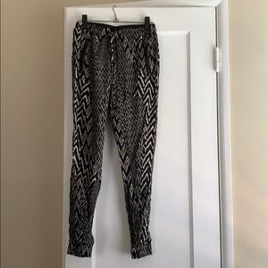 Black and white patterned pants size small